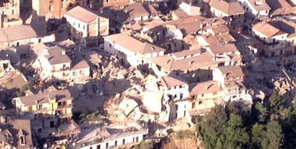 Terremoto centro Italia, 290 morti. Mattarella ai volontari: Grazie per ci che fate