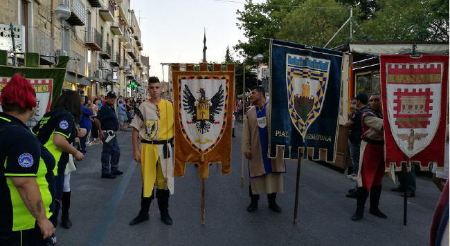 Piazza Armerina - L'estate di Miroddi: il sindaco fischiato al Sant'Ippolito