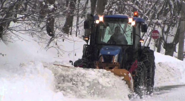 Troina, emergenza neve: sgomberate le statali 575 e 120, ancora bloccata la provinciale 34.