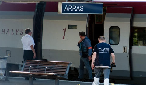 Francia, uomo spara su un treno Amsterdam  Parigi: due feriti gravi. Fermato un sospetto