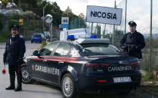 Nicosia - Arrestato un ragazzo di 23 anni per maltrattamenti in famiglia