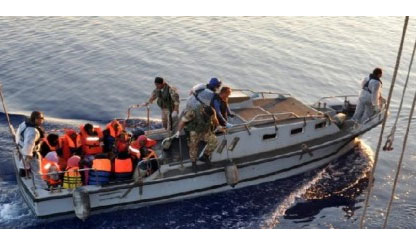 Lampedusa, si ribalta peschereccio: 6 migranti morti