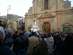 La processione del Venerd Santo a Piazza Armerina. Buona Pasqua da StartNews [VIDEO]