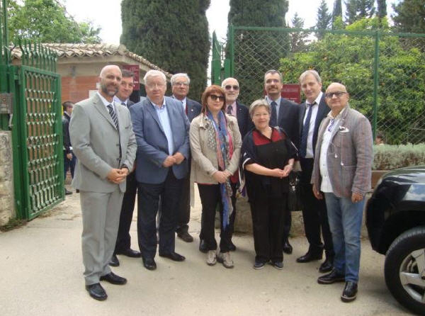 l rettore della Romanian American University' Ovidiu Folcut' in visita alla Villa Romana
