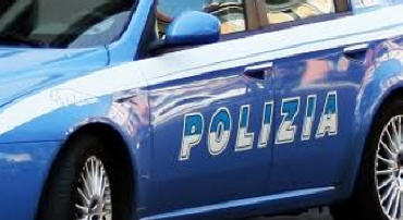 Piazza Armerina - Arrestata un taccheggiatrice, aveva rubato 6 paia di pantaloni