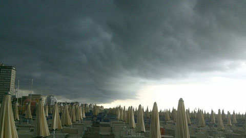 Meteo, arrivano i temporali estivi a Nord: situazione critica a Pisa