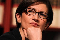 Intervista esclusiva a Mariastella Gelmini.  Sulla scuola governo Renzi superficiale