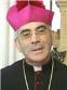 I saluto del presidente dell'associazione regionale Luciano Lama al vescovo Pennisi