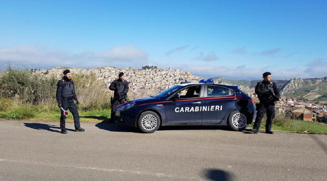 Pietraperzìa e Barrafaranca Controlli straordinari del territorio da parte dell'Arma dei Carabinieri